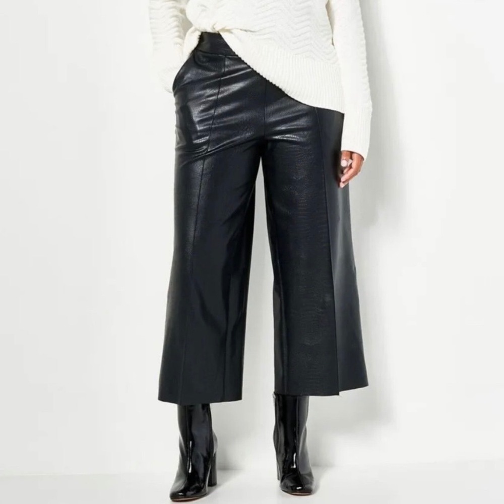 JASON WU Black Faux Leather Croc Embossed Wide Leg Cropped Pants Size 10